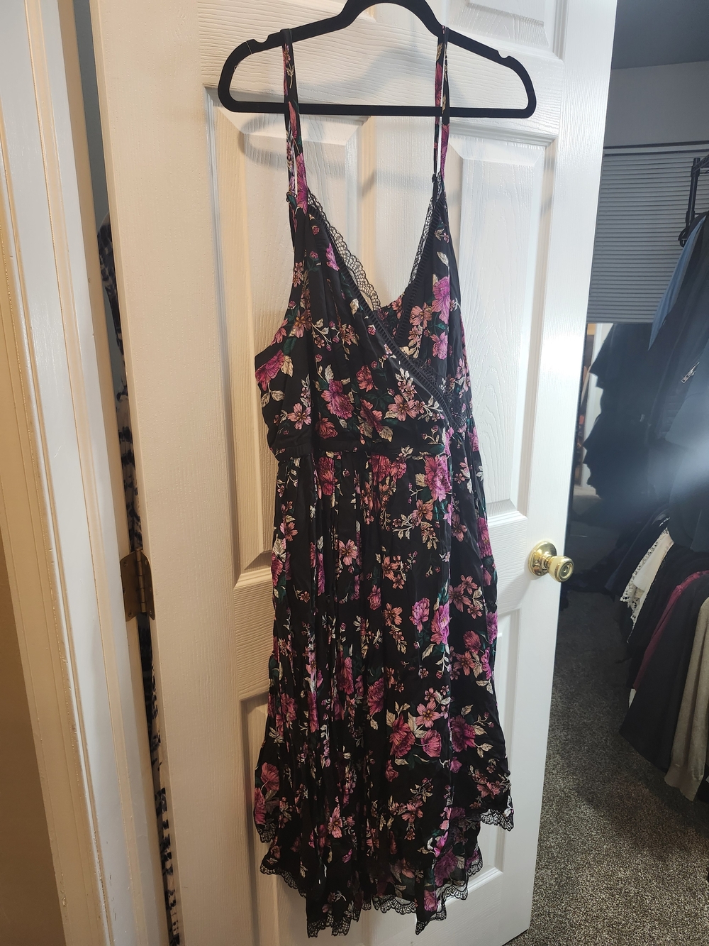 torrid Black Slip Dress with Pink Floral Print -- Size NWT  3x